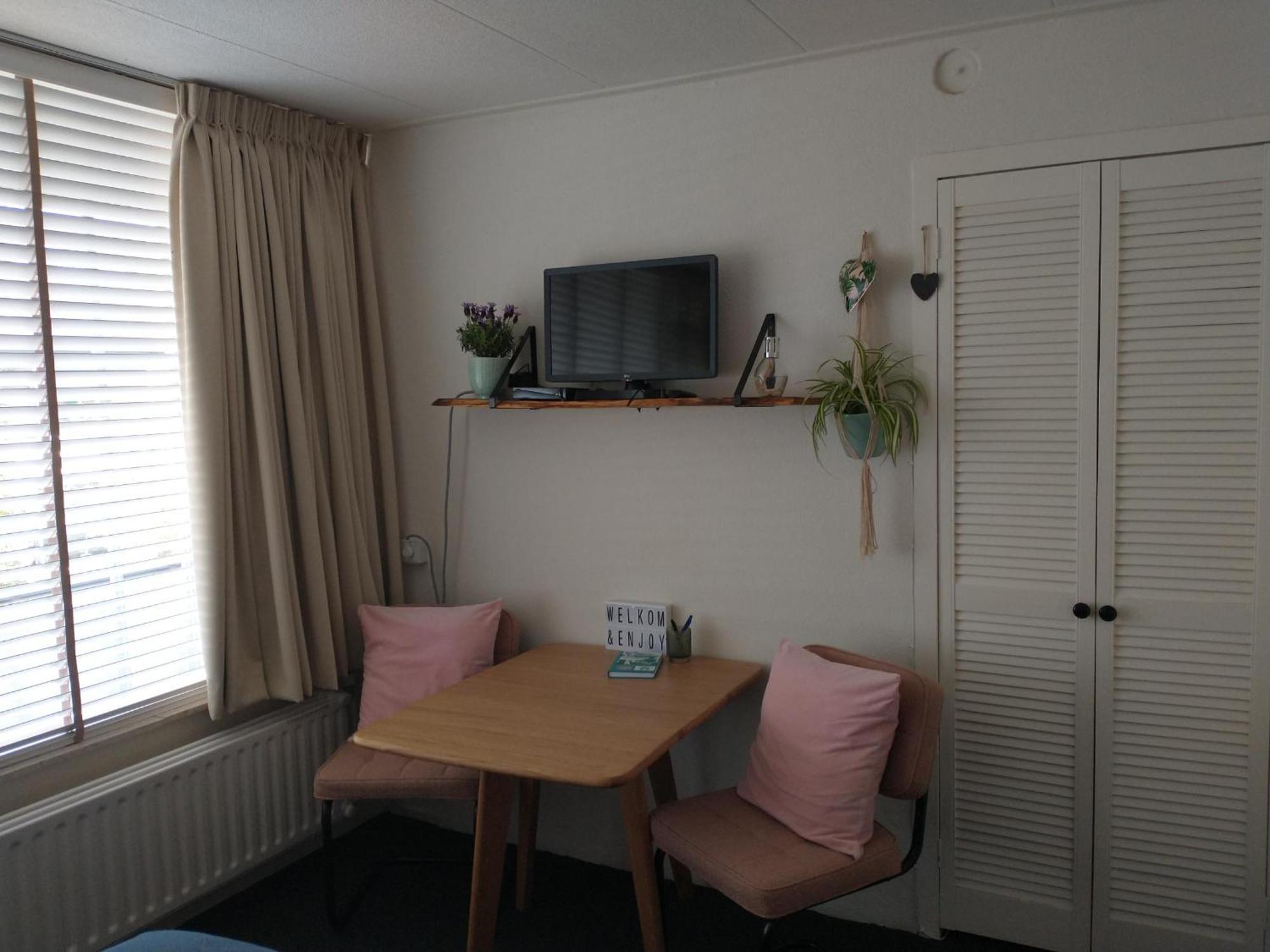 B&Bslapenopeeneiland Kaag Екстериор снимка